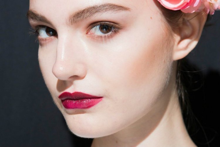 fade uot lips, spring make up trends