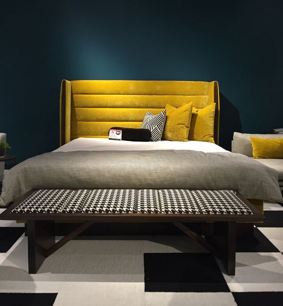 mustard yellow,