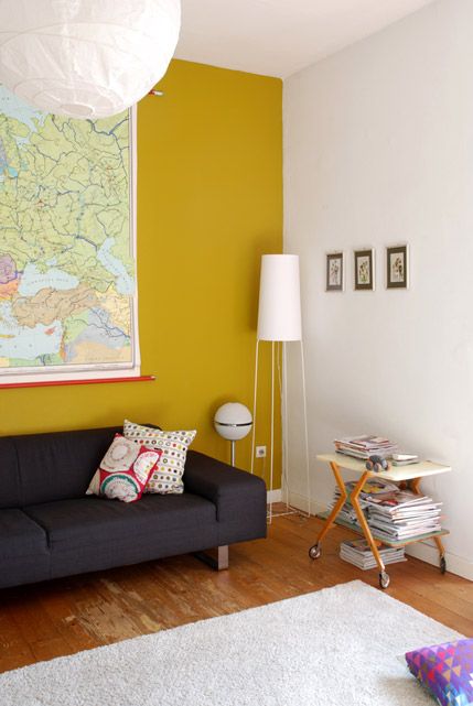 mustard yellow,