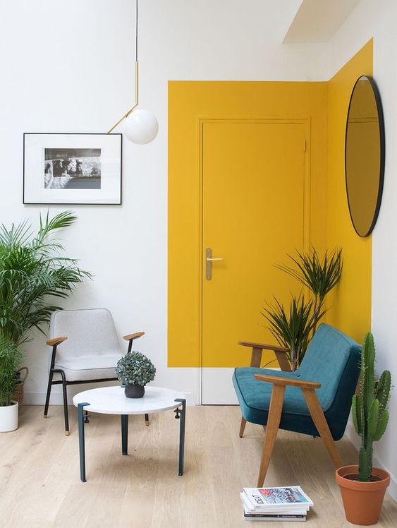 mustard yellow,