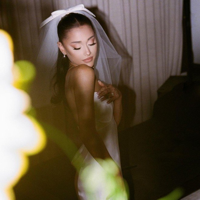ariana7