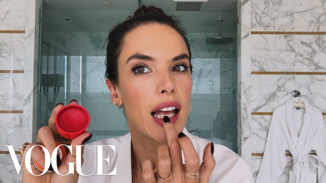 Alessandra Ambrosio Vogue beauty