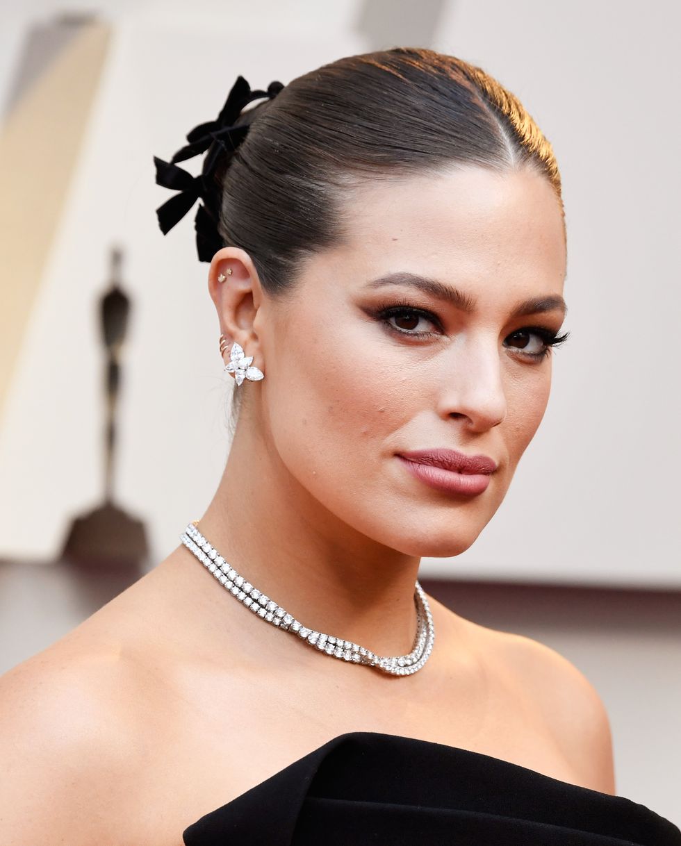 Ashley Graham Beauty looks Oscars 2019