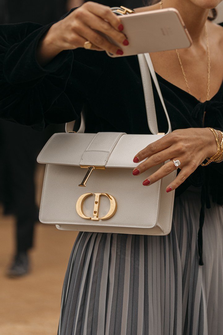 Paris street fashion Dior bag