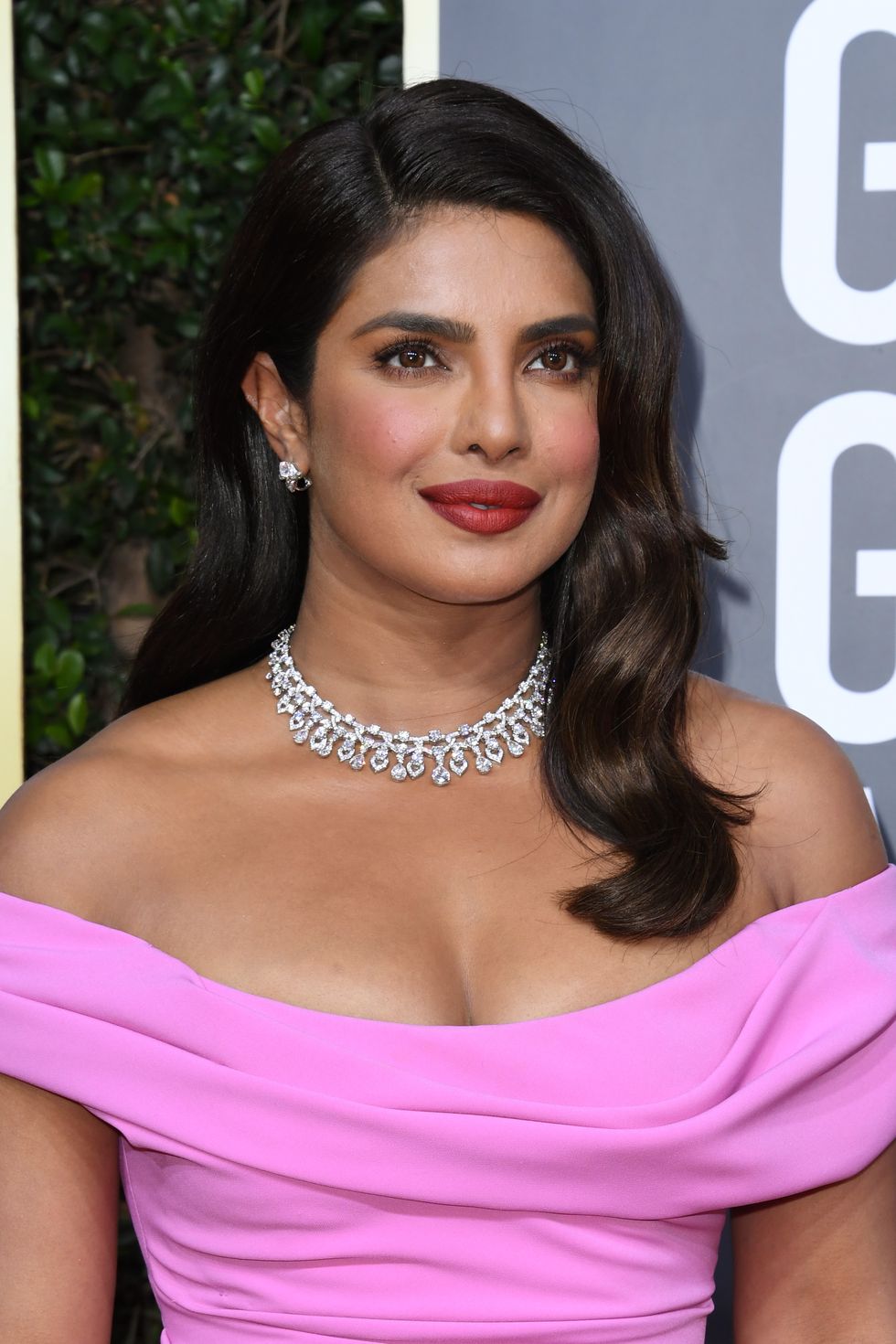Priyanka Chopra Beauty looks Golden Globes 2020