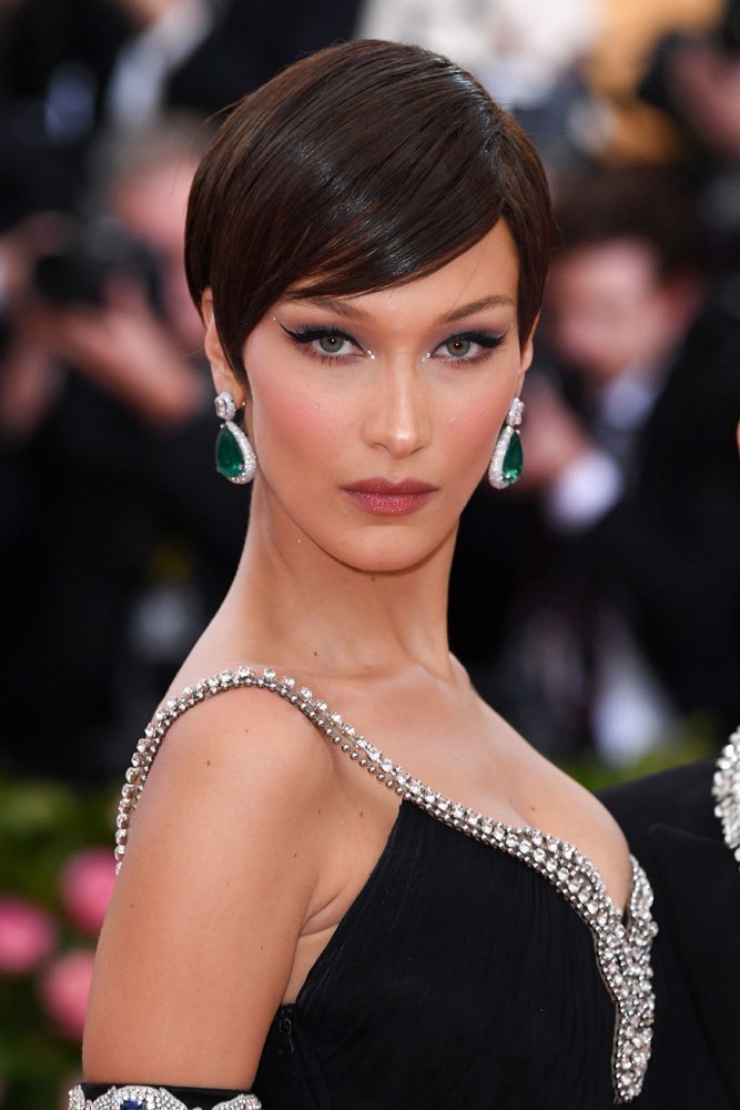 Bella Hadid hair met gala 2019