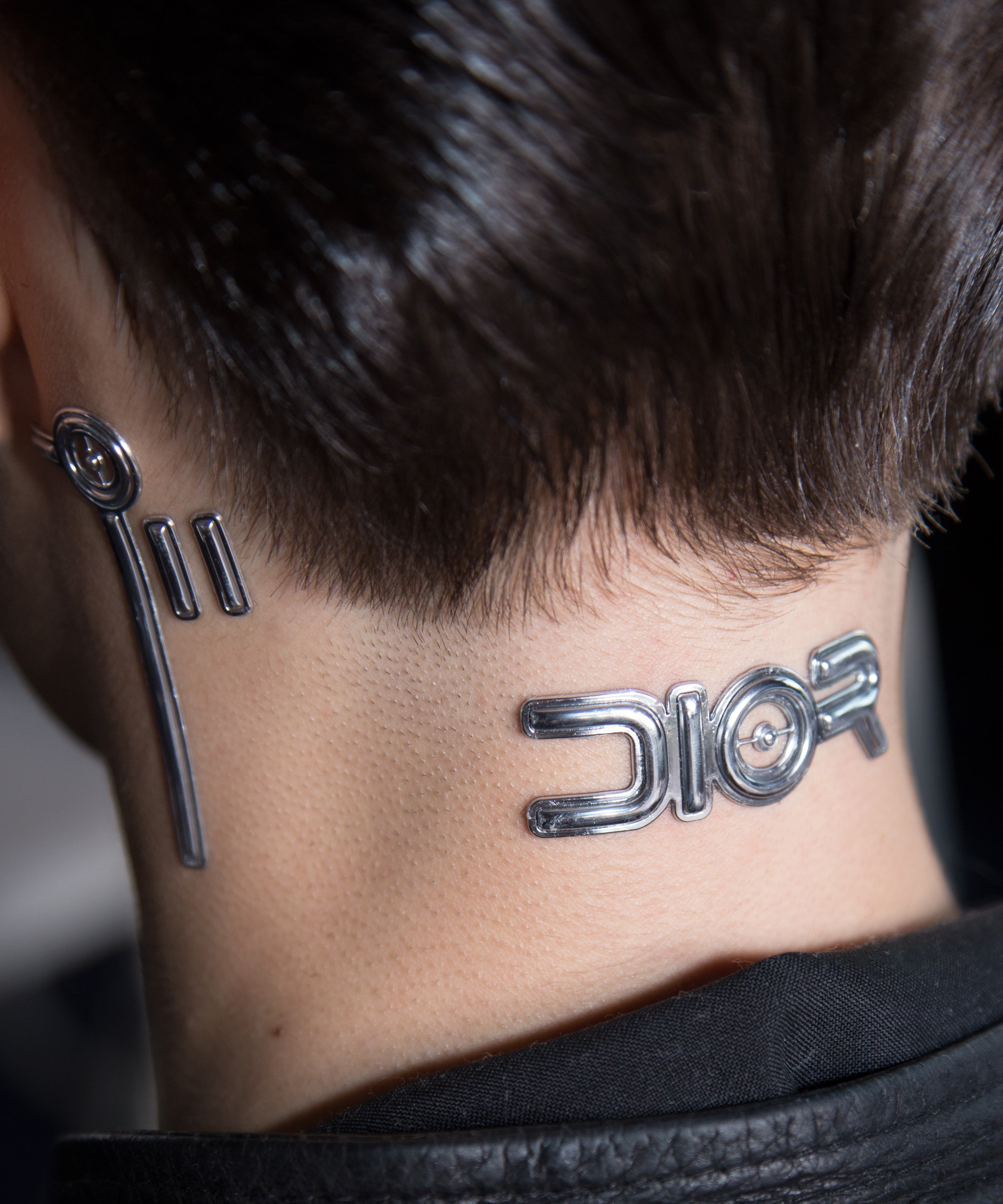 DIOR 