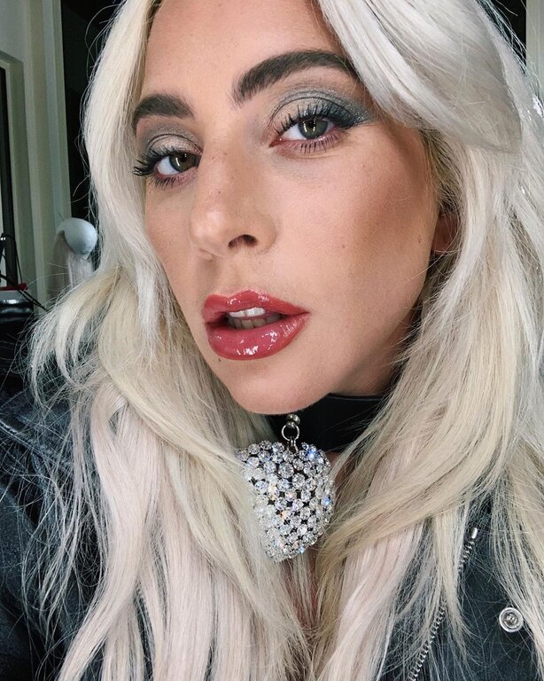 gaga4