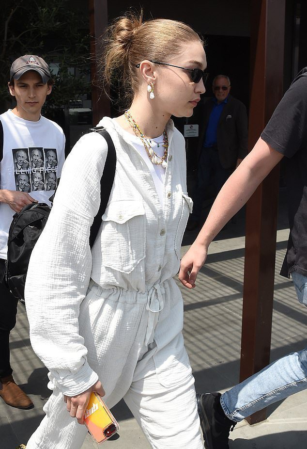 Gigi Hadid pearl earrings