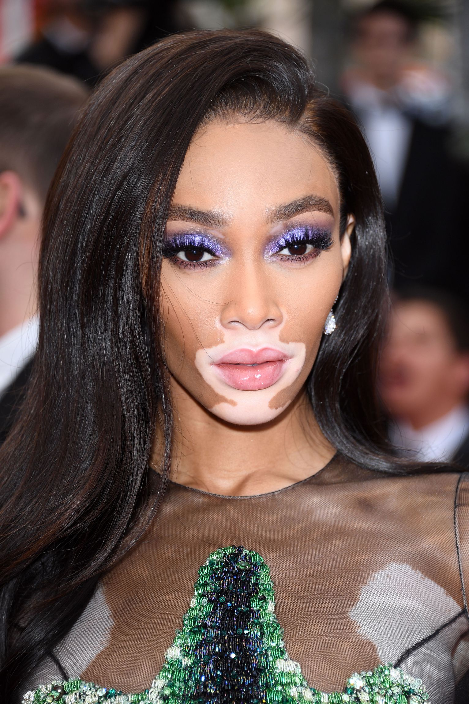 Winnie Harlow makeup Cannes 2019