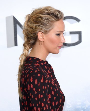 Jennifer Lawrence hair looks