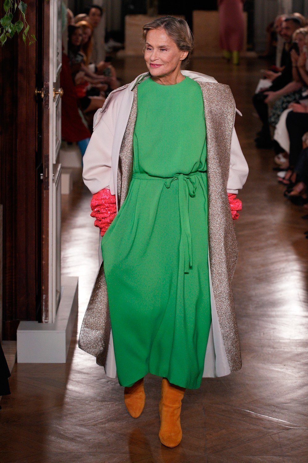 Valentino Haute couture Lauren Hutton