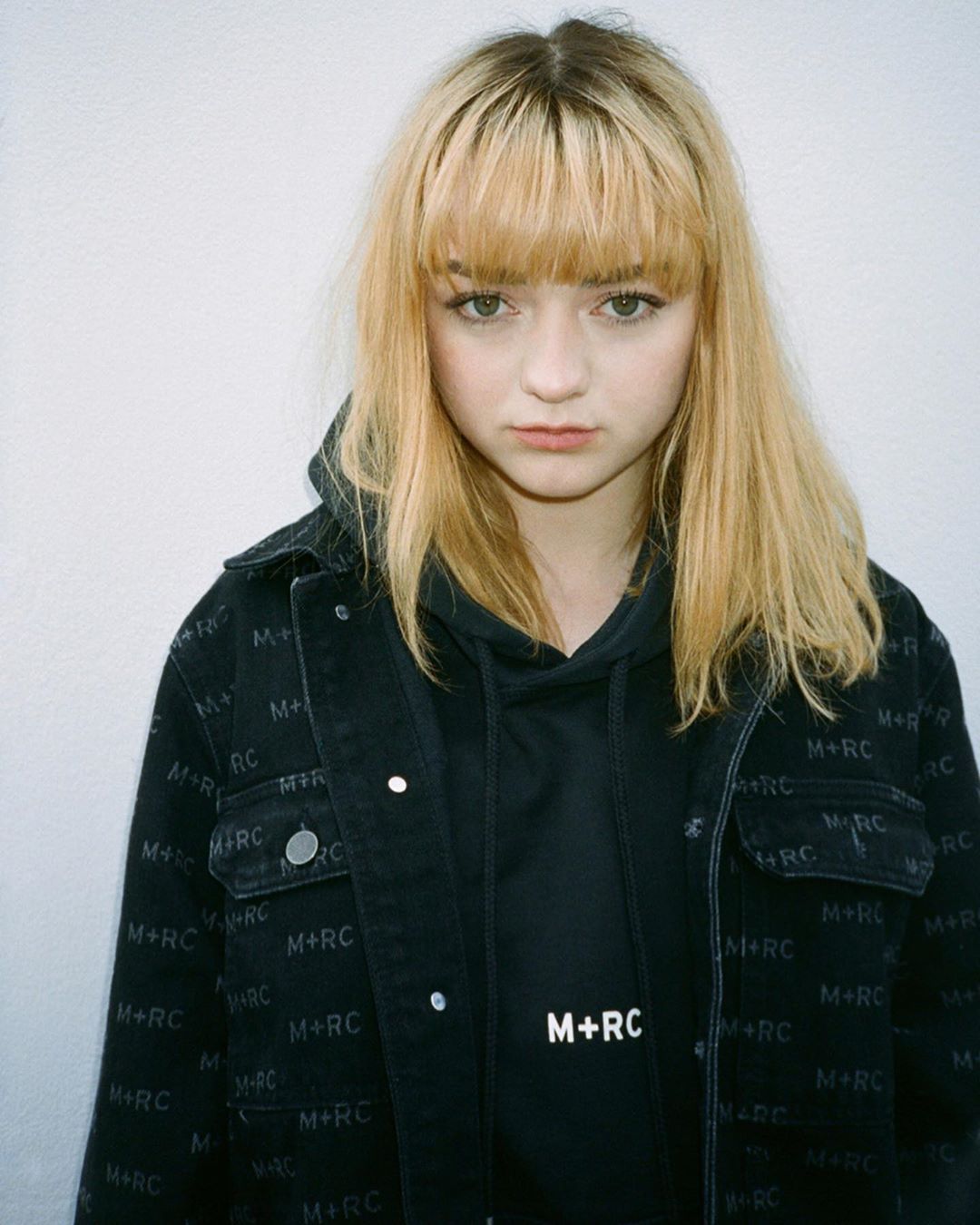 Maisie Williams blonde