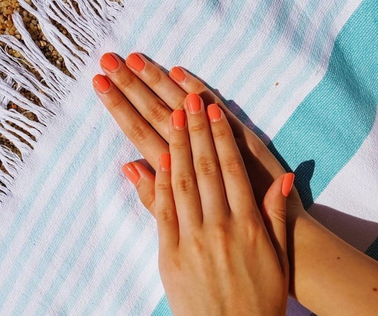orange nails 2020