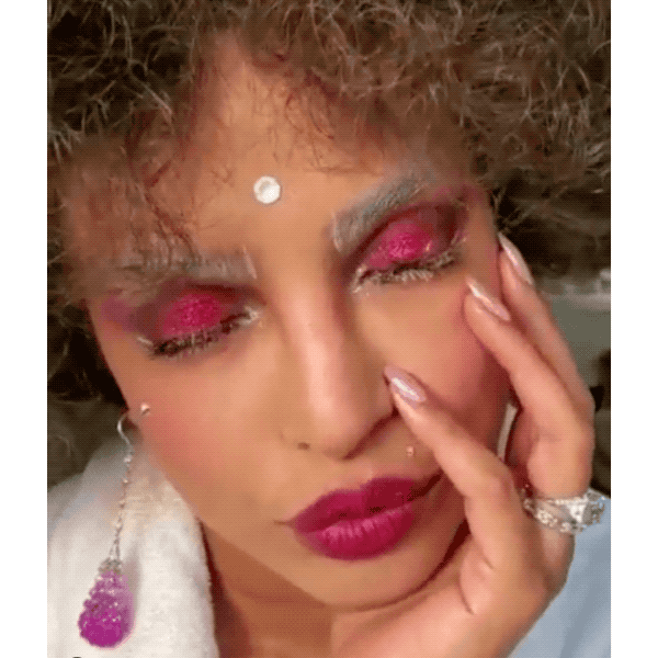 Priyanka Chopra eyelashes met gala