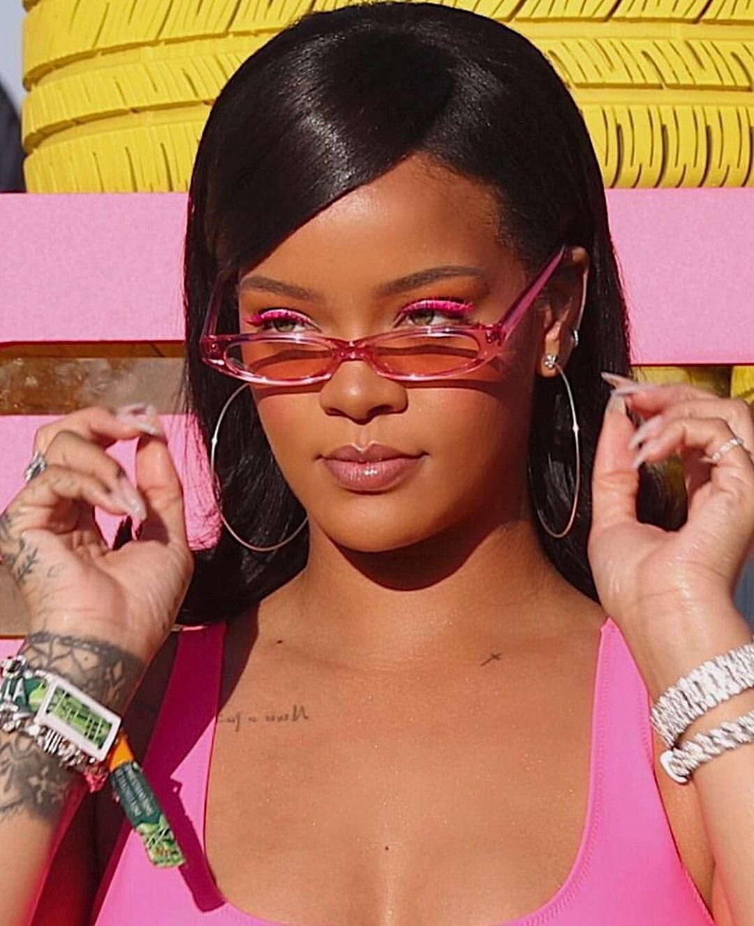 Rihanna sunglasses