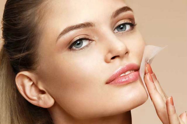 scincare, oily skin, blotting paper