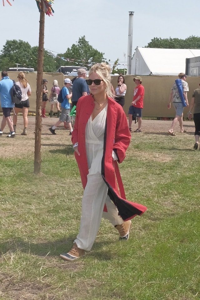 Sienna Miller Glastonbury