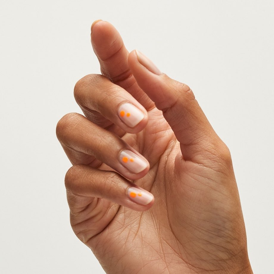 orange nails summer 2020