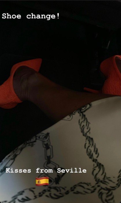 Victoria Beckham orange shoes
