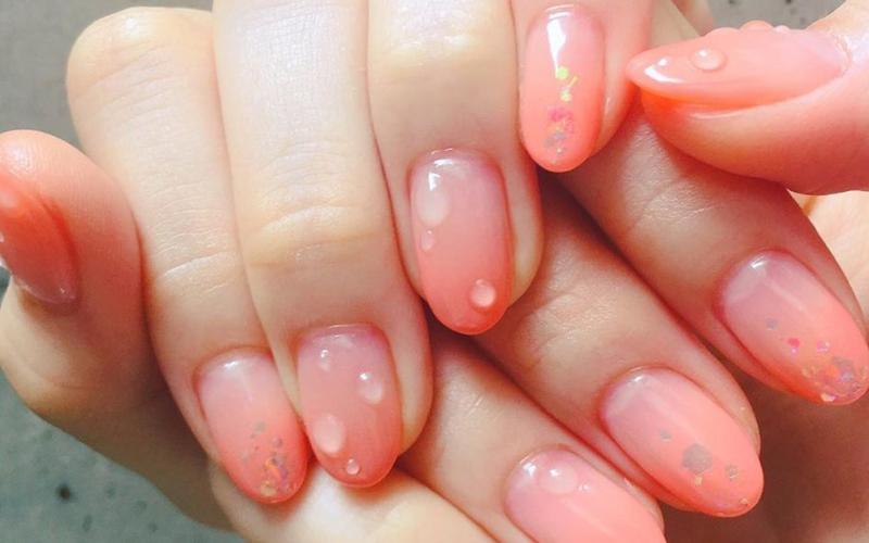 chrome multi color raindrop nails chrome multi color raindrop nails